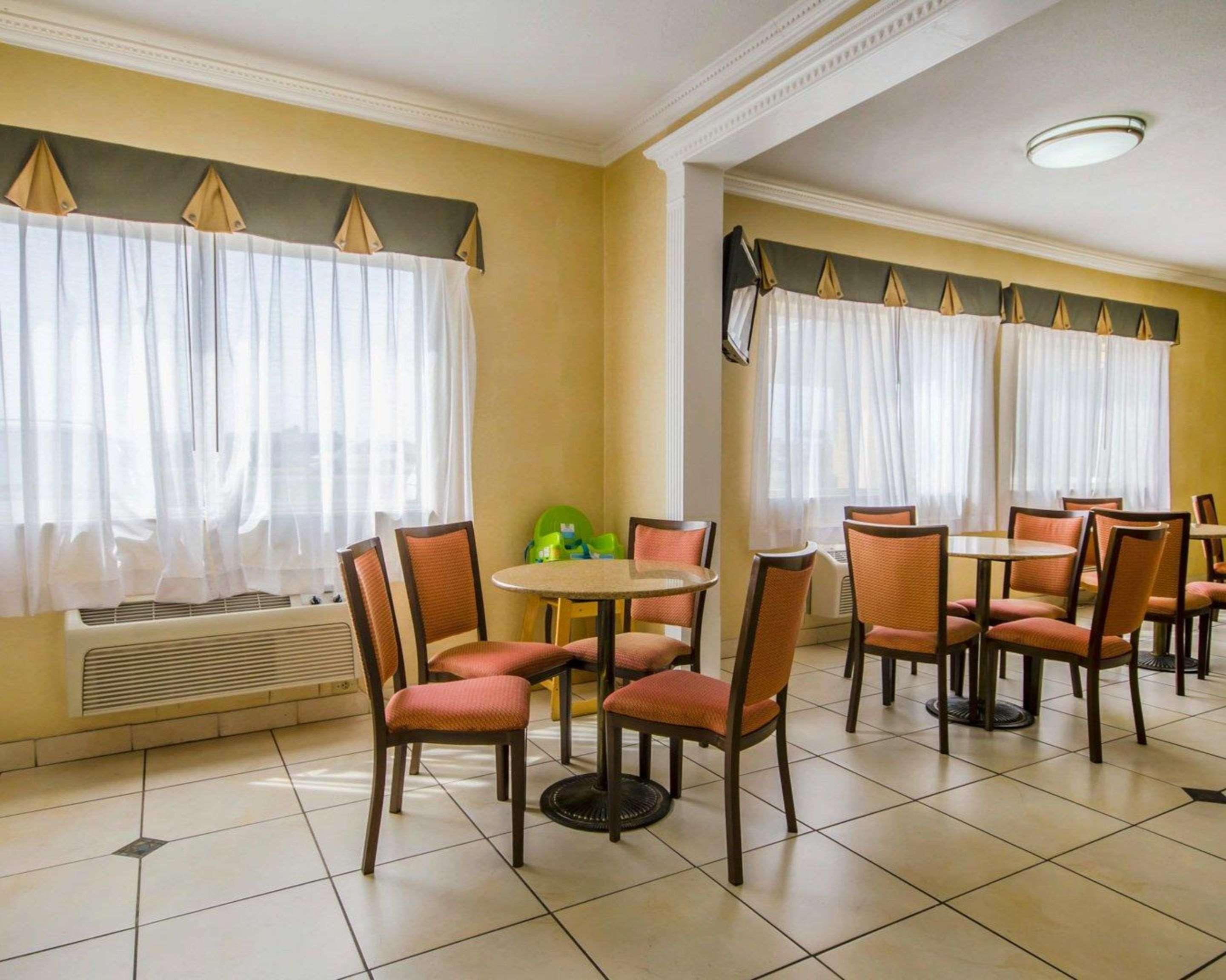 Quality Inn East Evansville Esterno foto