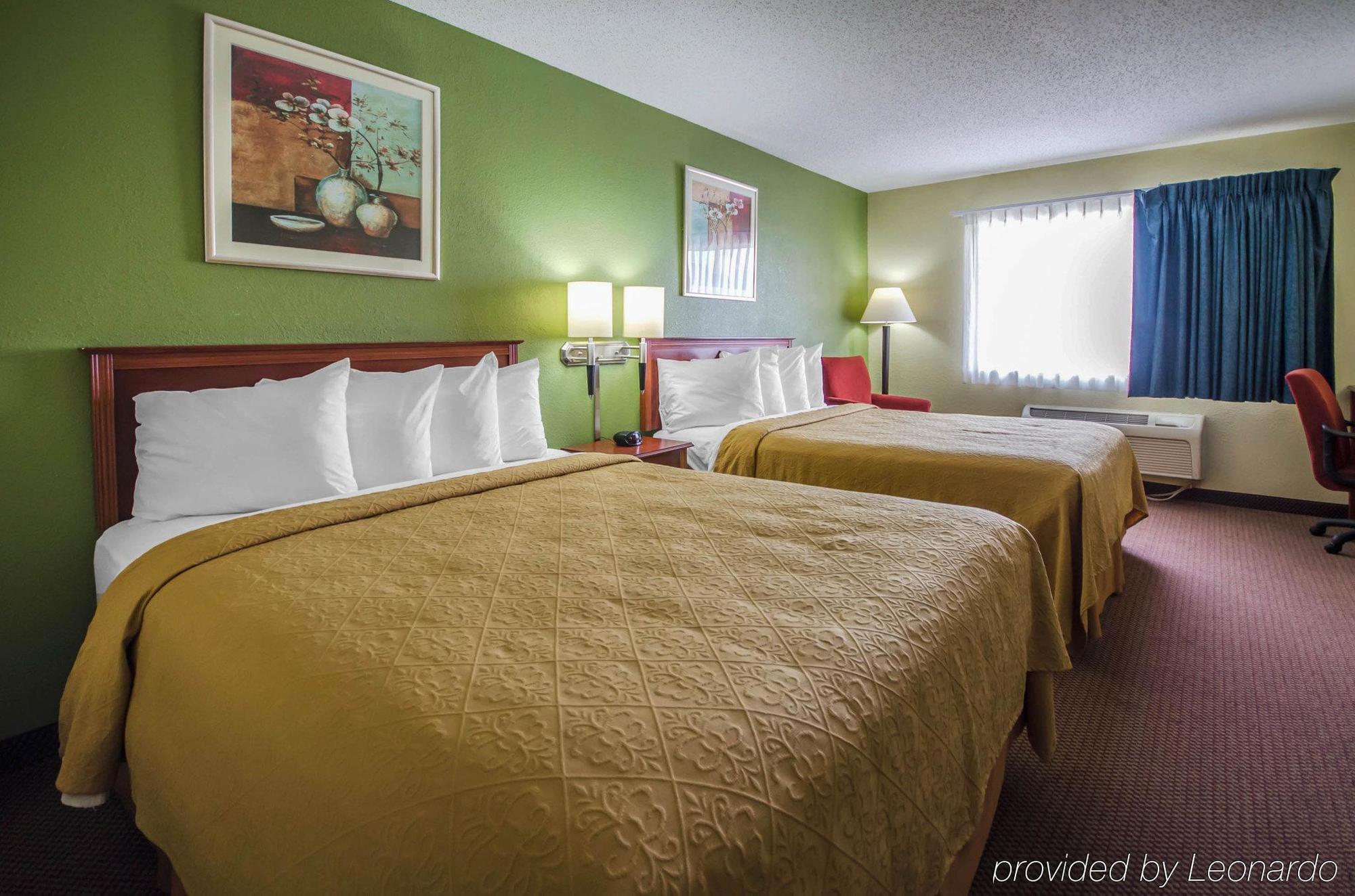 Quality Inn East Evansville Esterno foto