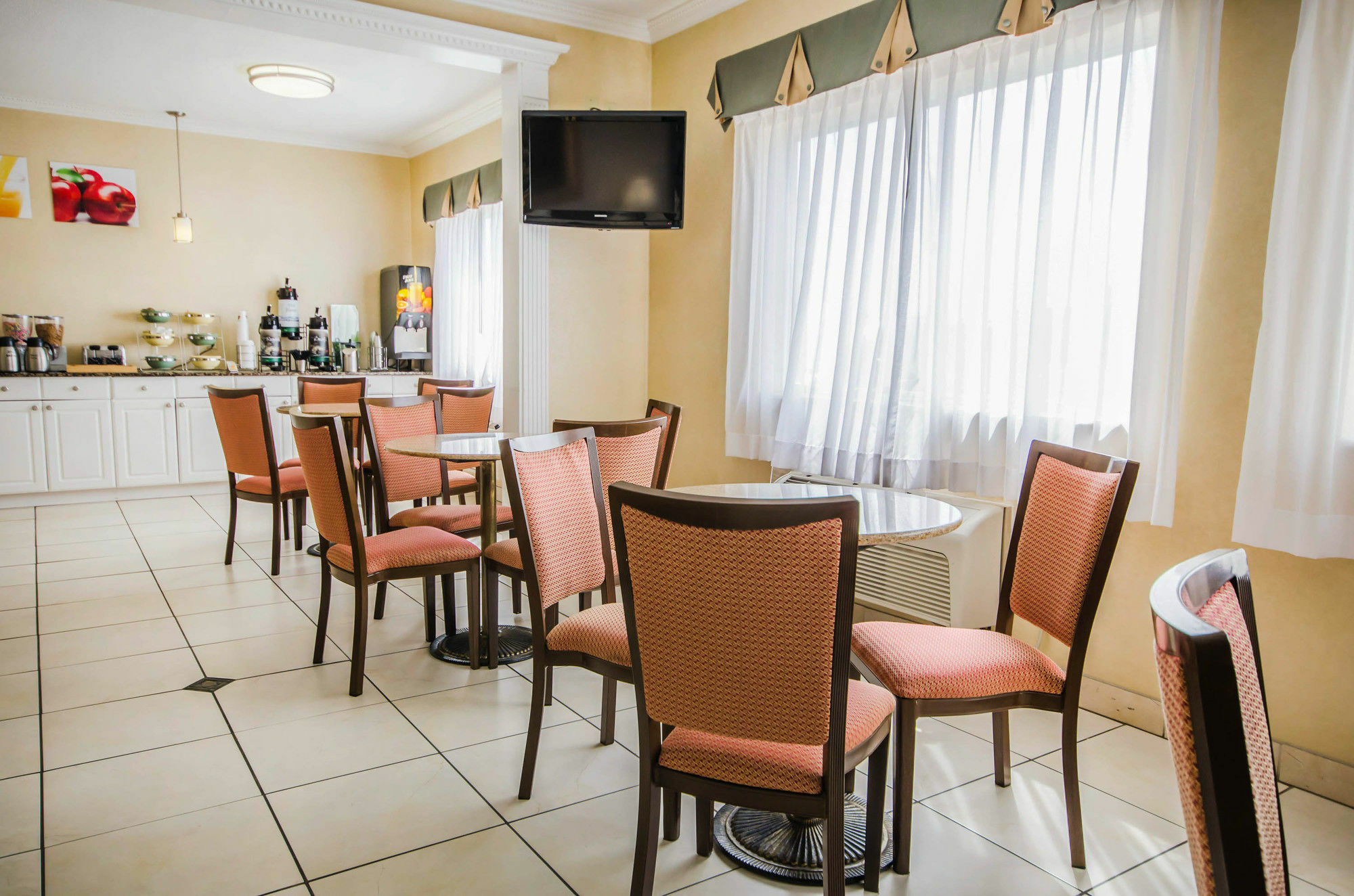 Quality Inn East Evansville Esterno foto
