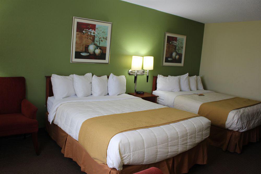 Quality Inn East Evansville Esterno foto
